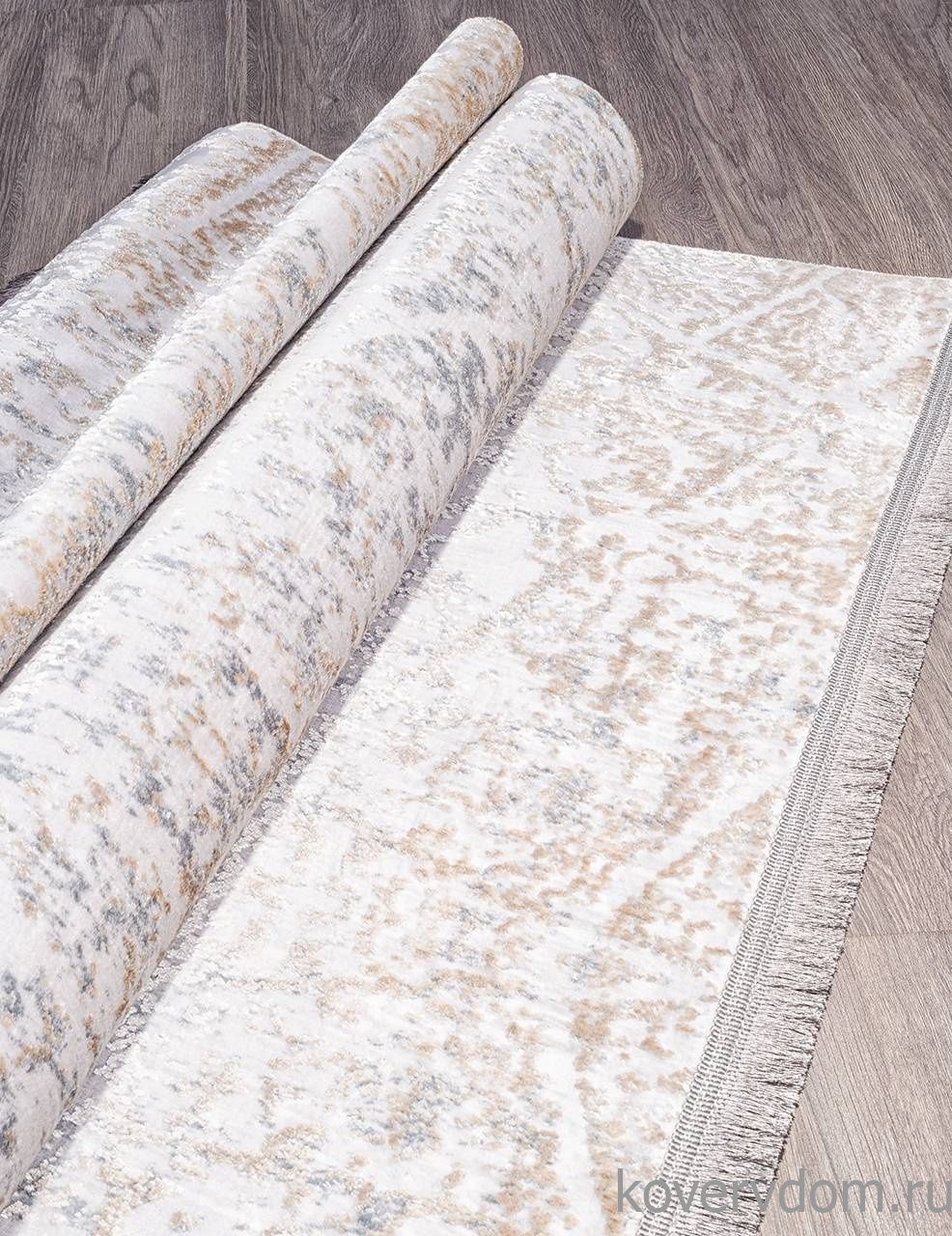 Ковер CAPRICE 8510 в дизайне