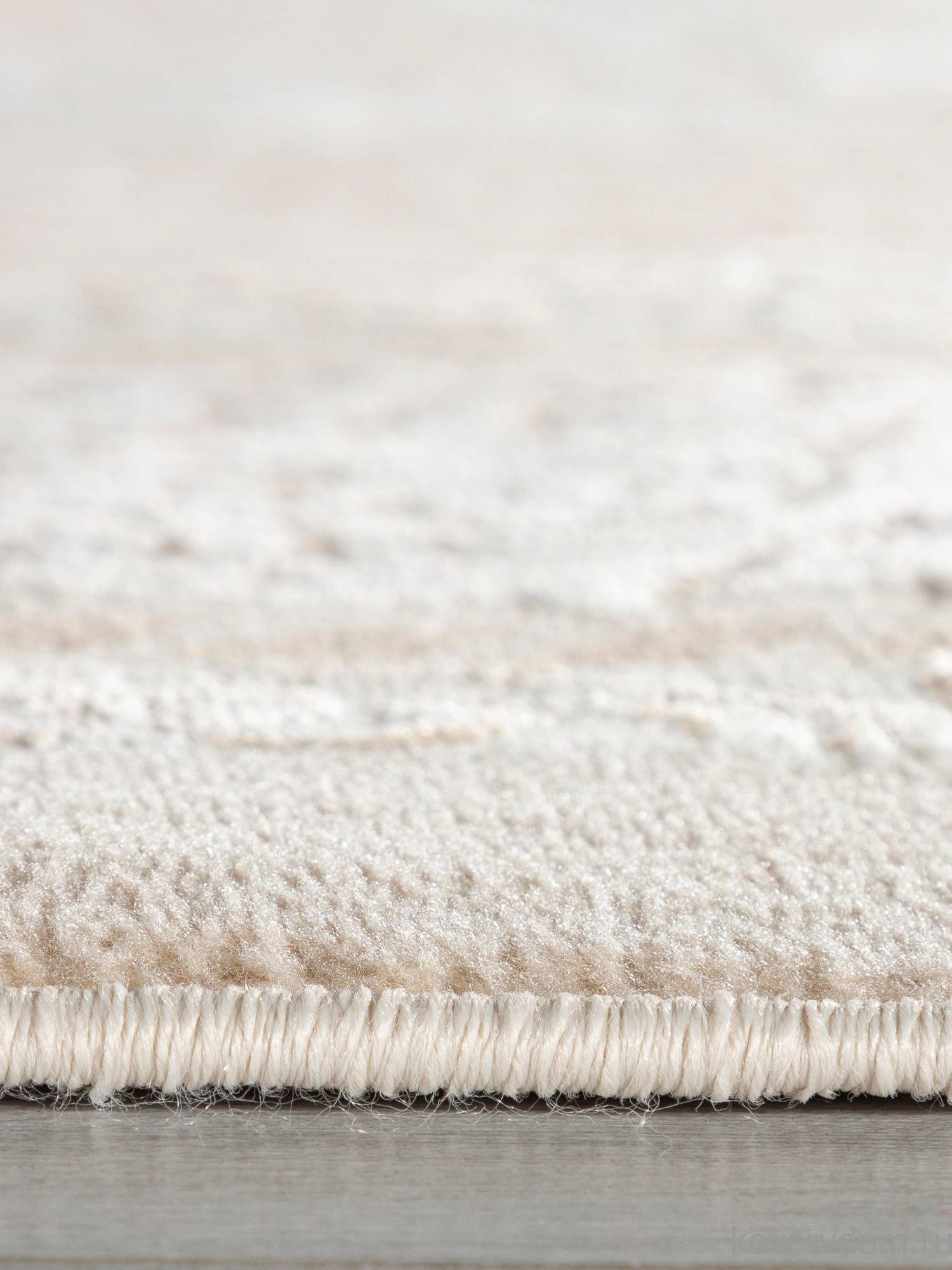 Ковер SIESTA M048A WHITE / LIGHT BEIGE